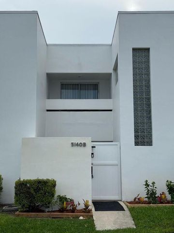 5140 ELMHURST Road B, West Palm Beach, FL 33417