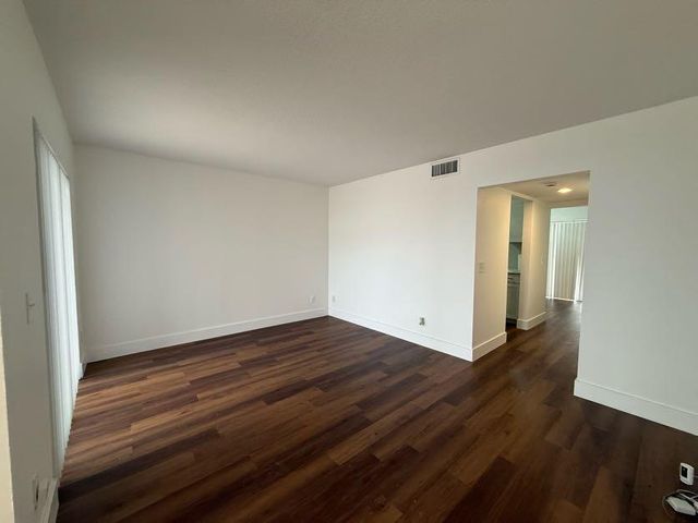 5140 ELMHURST Road B, West Palm Beach, FL 33417
