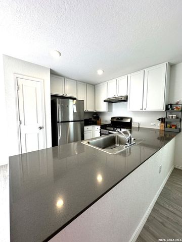 1611 Knoll, New Braunfels, TX 78130