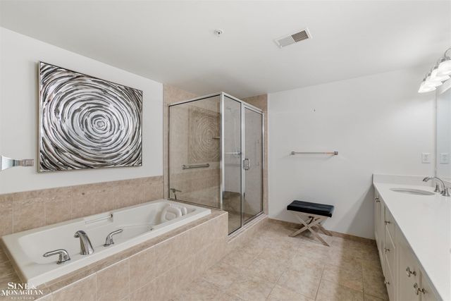 2210 Country Club Drive, St Clair Shores, MI 48082