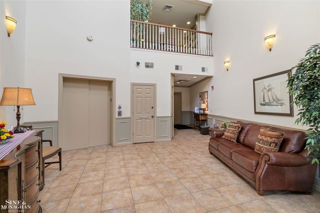 2210 Country Club Drive, St Clair Shores, MI 48082