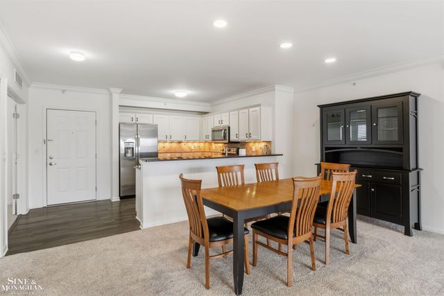 2210 Country Club Drive, St Clair Shores, MI 48082