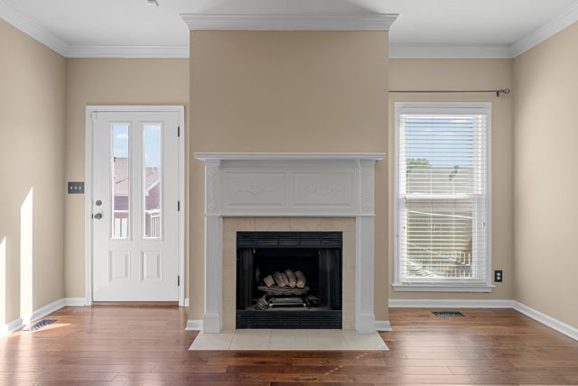 155 Archgate Ct, Clarksville, TN 37043