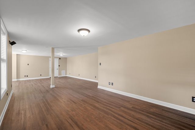 155 Archgate Ct, Clarksville, TN 37043