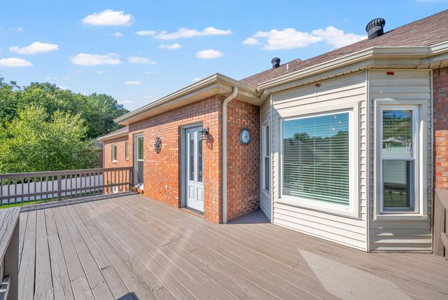 155 Archgate Ct, Clarksville, TN 37043