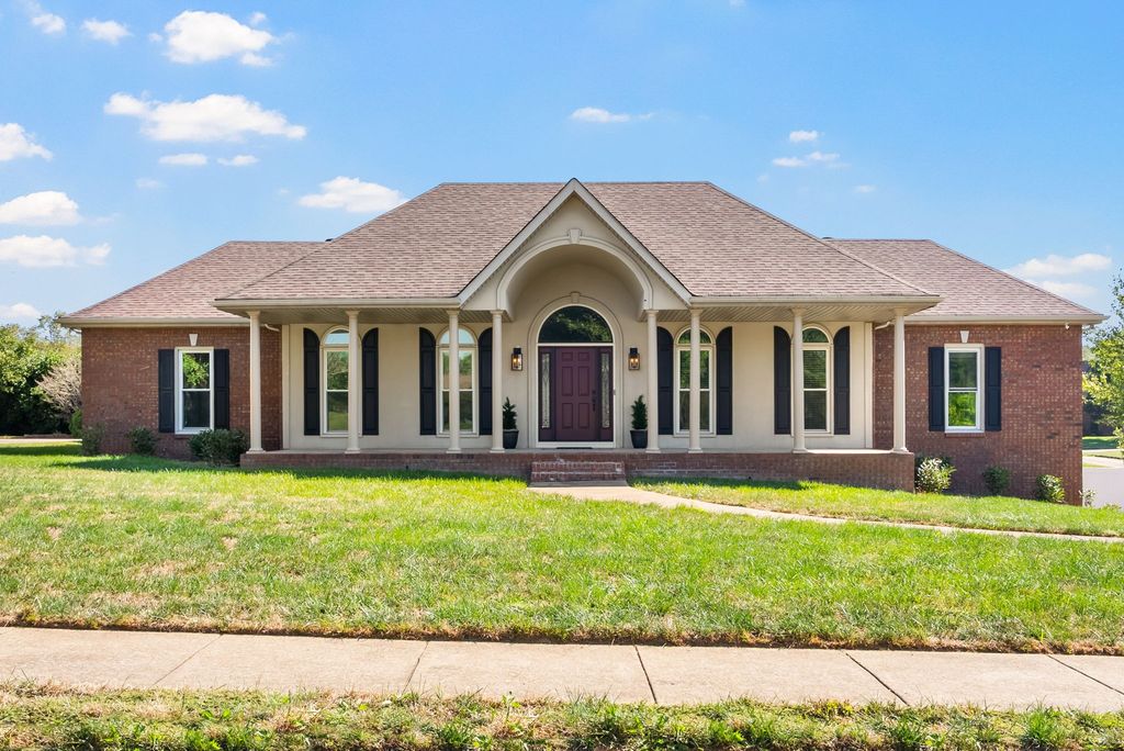 155 Archgate Ct, Clarksville, TN 37043