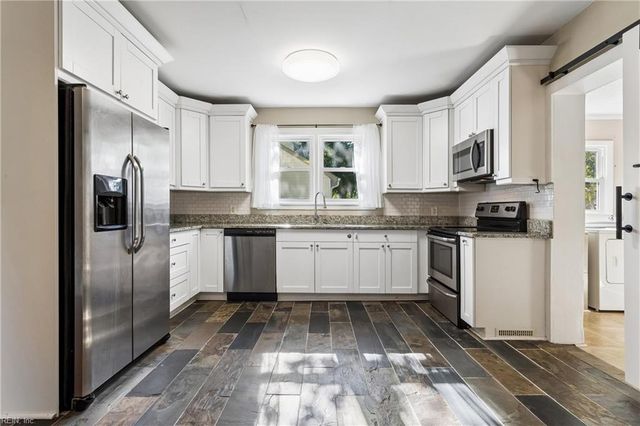 214 Deep Creek RD, Newport News, VA 23606