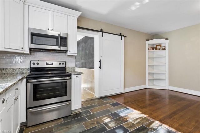 214 Deep Creek RD, Newport News, VA 23606