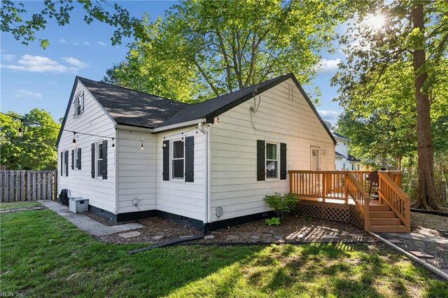 214 Deep Creek RD, Newport News, VA 23606