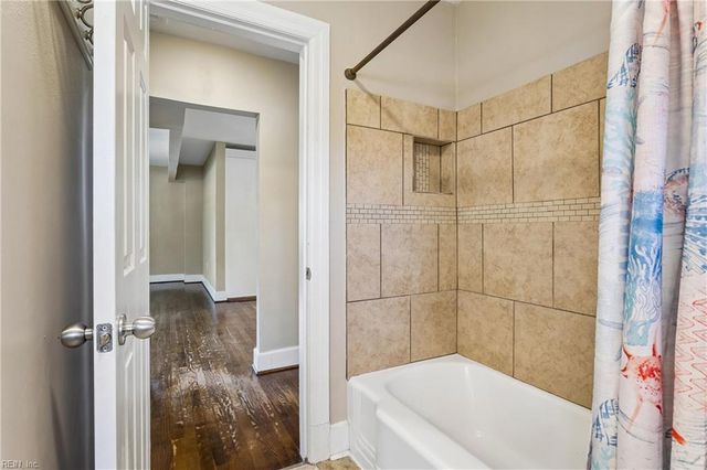 214 Deep Creek RD, Newport News, VA 23606
