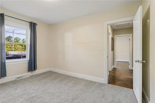 214 Deep Creek RD, Newport News, VA 23606