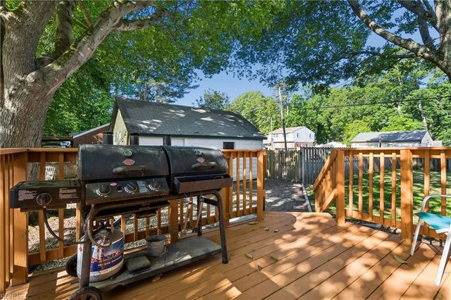214 Deep Creek RD, Newport News, VA 23606