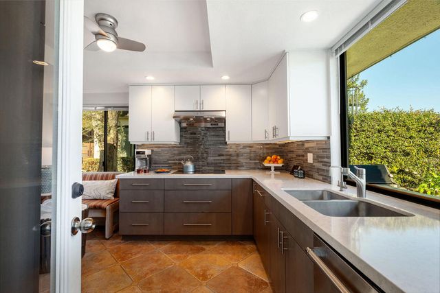 85 Calle Encinitas, Rancho Mirage, CA 92270