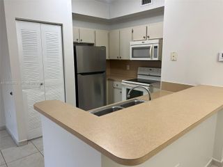 7220 NW 114th Ave 307, Doral, FL 33178