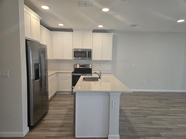 2802 NARCOOSSEE COMMONS WAY, St Cloud, FL 34771