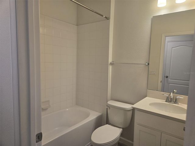 2802 NARCOOSSEE COMMONS WAY, St Cloud, FL 34771