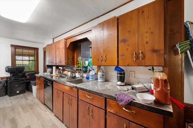 101 S Wright Avenue, Kerens, TX 75144