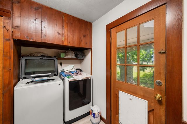 101 S Wright Avenue, Kerens, TX 75144