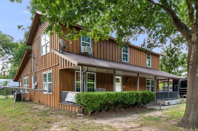 101 S Wright Avenue, Kerens, TX 75144