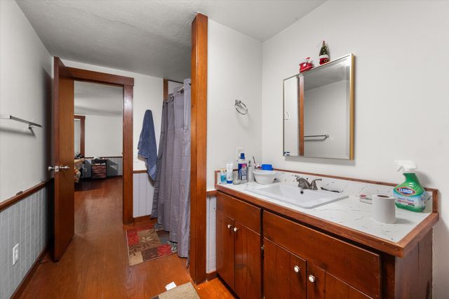 101 S Wright Avenue, Kerens, TX 75144