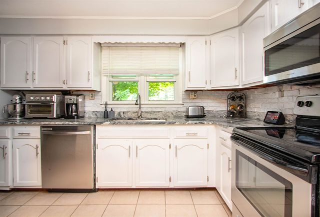 411 Concord Avenue, St. Johnsbury, VT 05819