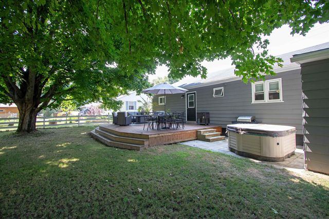 411 Concord Avenue, St. Johnsbury, VT 05819