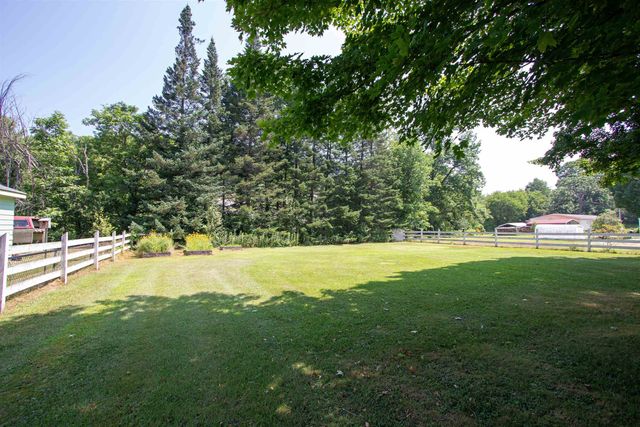 411 Concord Avenue, St. Johnsbury, VT 05819