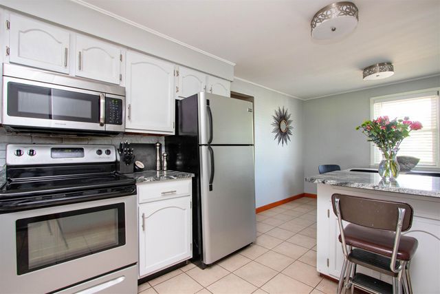 411 Concord Avenue, St. Johnsbury, VT 05819