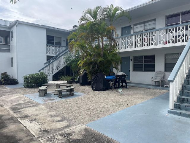 1940 Madison Street 8, Hollywood, FL 33020