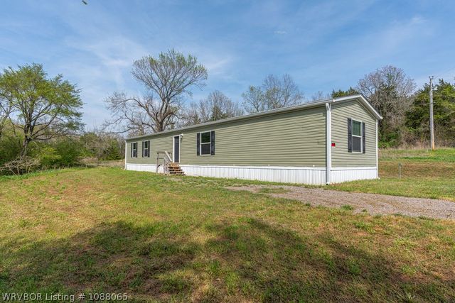 2620 S Coker Street, Greenwood, AR 72936