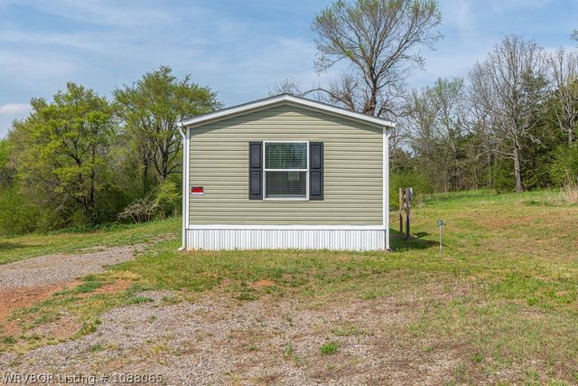 2620 S Coker Street, Greenwood, AR 72936