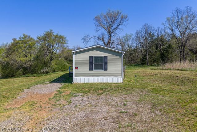 2620 S Coker Street, Greenwood, AR 72936