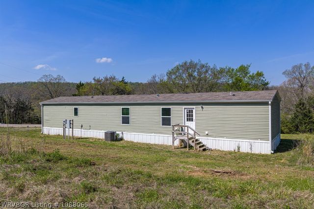 2620 S Coker Street, Greenwood, AR 72936