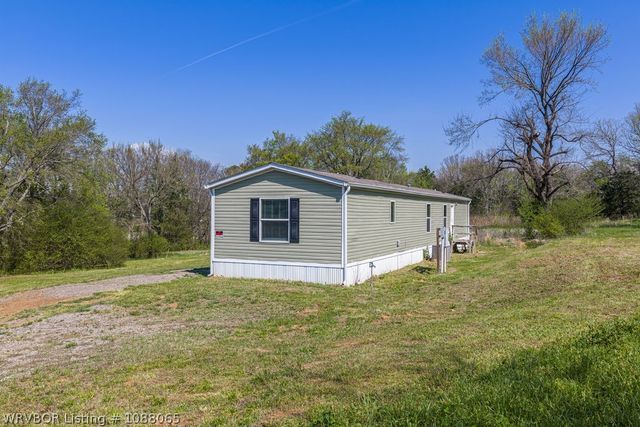 2620 S Coker Street, Greenwood, AR 72936