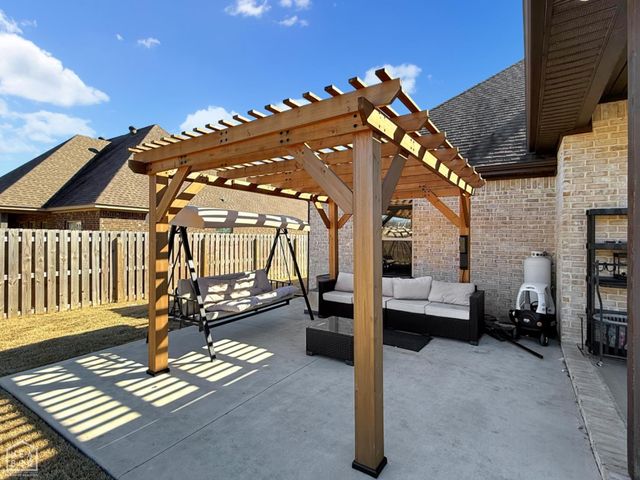 104 Samantha Drive, Brookland, AR 72417