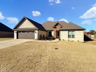 104 Samantha Drive, Brookland, AR 72417