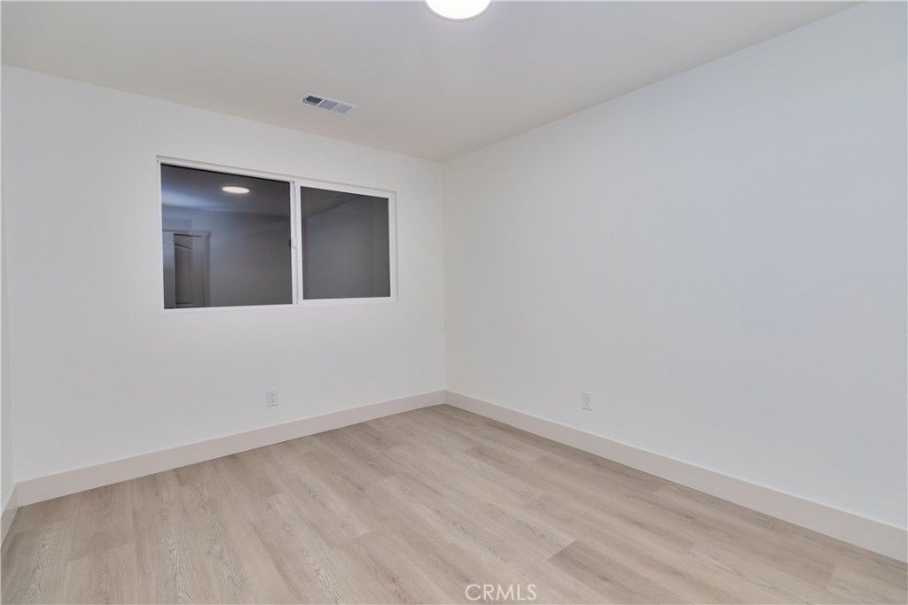 Image 15 of property listing at 7804 Peacock, Highland, CA 92346