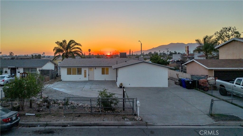 Image 2 of property listing at 7804 Peacock, Highland, CA 92346