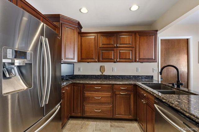 6579 Balmoral Terrace, Clarkston, MI 48346