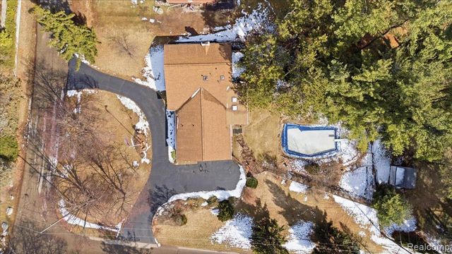 6579 Balmoral Terrace, Clarkston, MI 48346