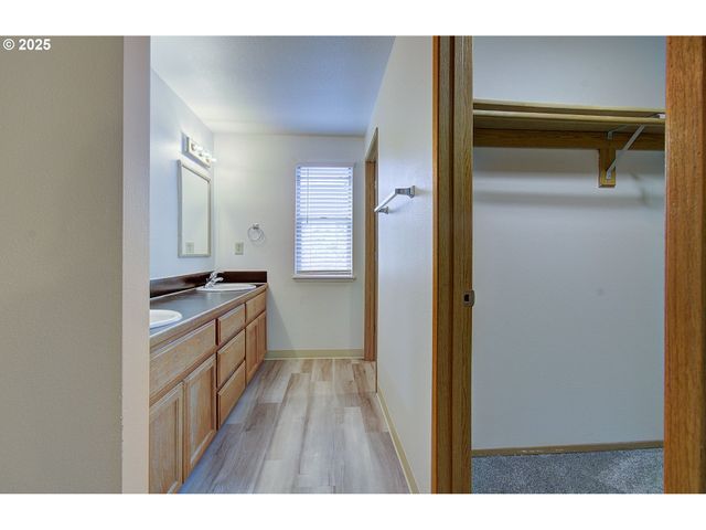 14605 Ne 91st St, Vancouver, WA 98682