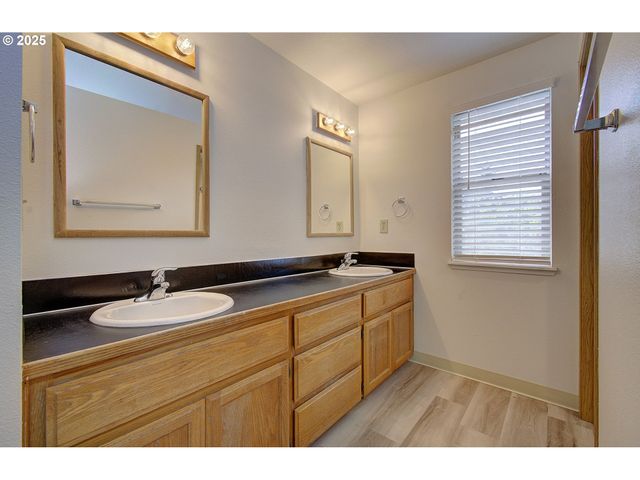 14605 Ne 91st St, Vancouver, WA 98682