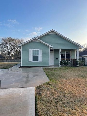 1907 Bogatto Street, La Marque, TX 77568