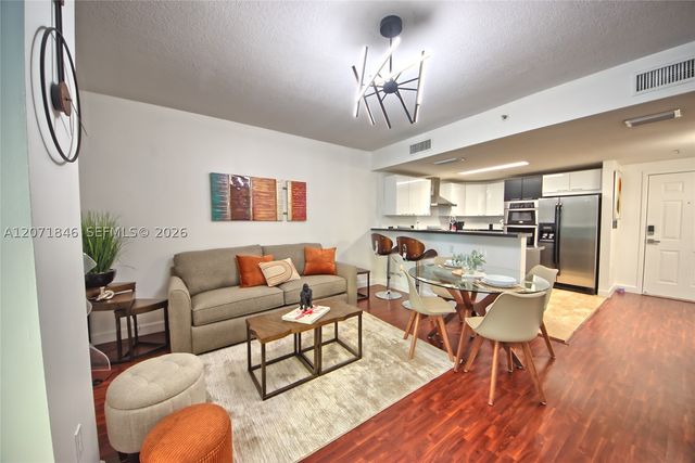 170 SE 14th St 2303, Miami, FL 33131