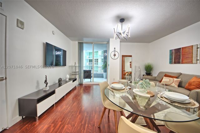 170 SE 14th St 2303, Miami, FL 33131