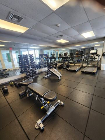 170 SE 14th St 2303, Miami, FL 33131