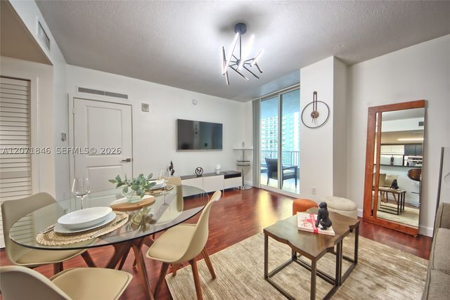 170 SE 14th St 2303, Miami, FL 33131