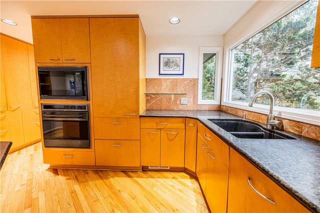 28 Shelter Creek Lane, Perinton, NY 14450