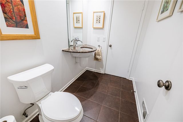 28 Shelter Creek Lane, Perinton, NY 14450