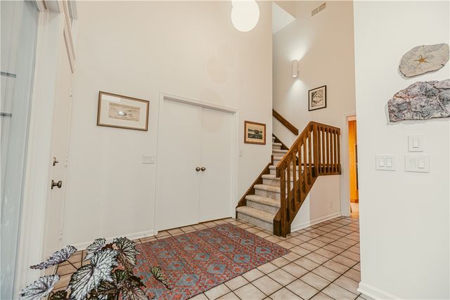 28 Shelter Creek Lane, Perinton, NY 14450